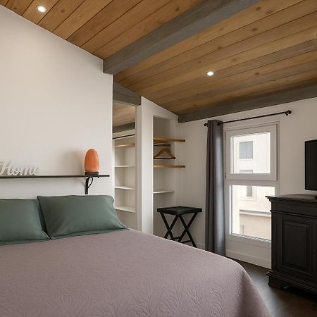 Insolite Studio -La Tour Des Templiers- Montfrin Zewnętrze zdjęcie